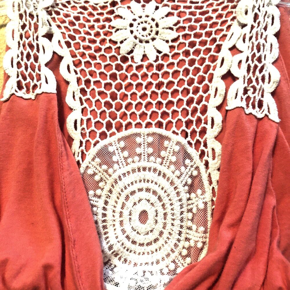 Forever 21 Lace Top Blouse Med Coral Cream V Neck Sleeveless Cottagecore Romance - Picture 3 of 6